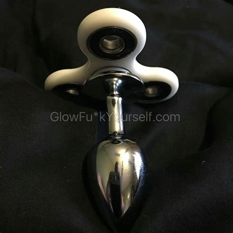 fidget spinner butt plug|Fidget spinner butt plugs are now a thing .